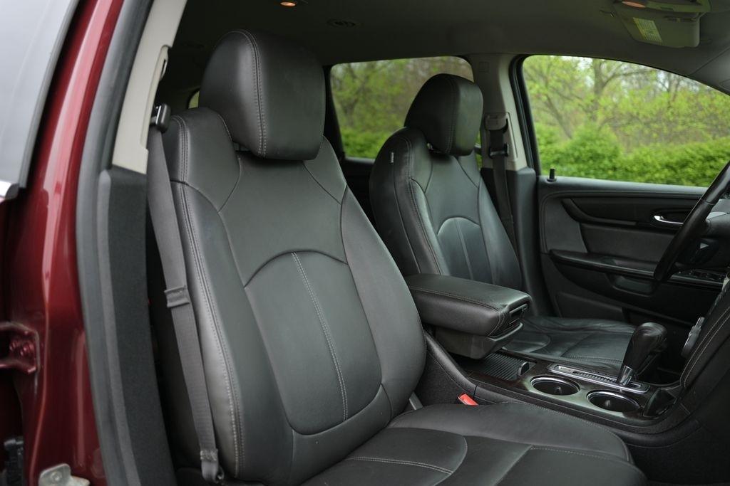 Chevrolet Traverse AWD 4dr LT w/2LT 2017