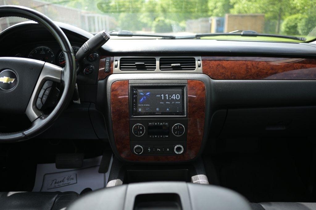Chevrolet Avalanche 4WD Crew Cab LTZ 2010