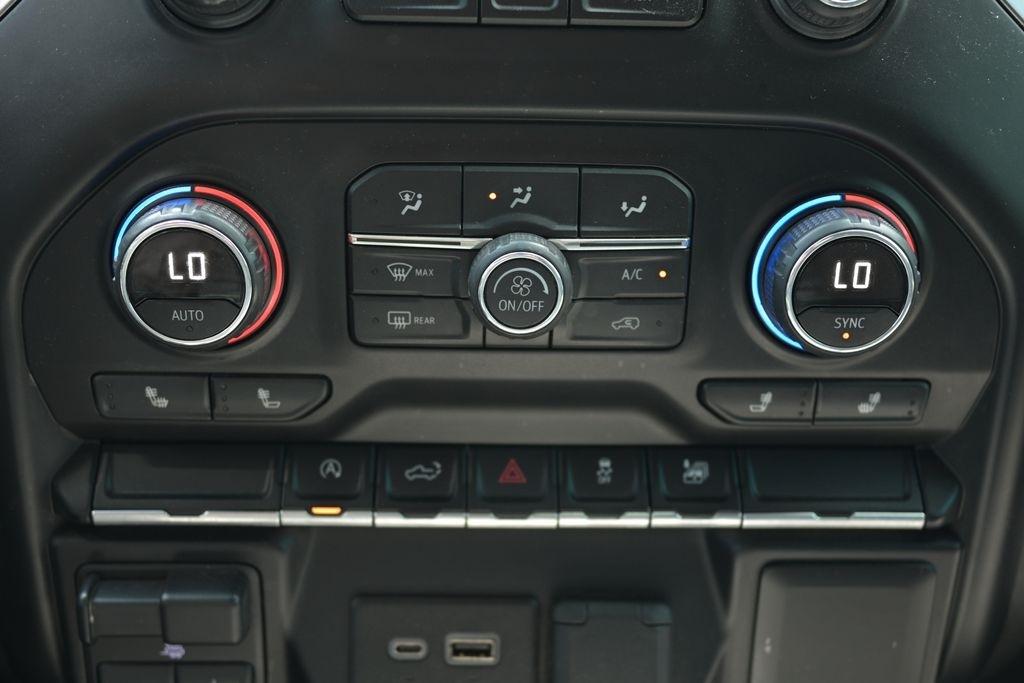 Chevrolet Silverado 1500 4WD Crew Cab 157" LT 2019