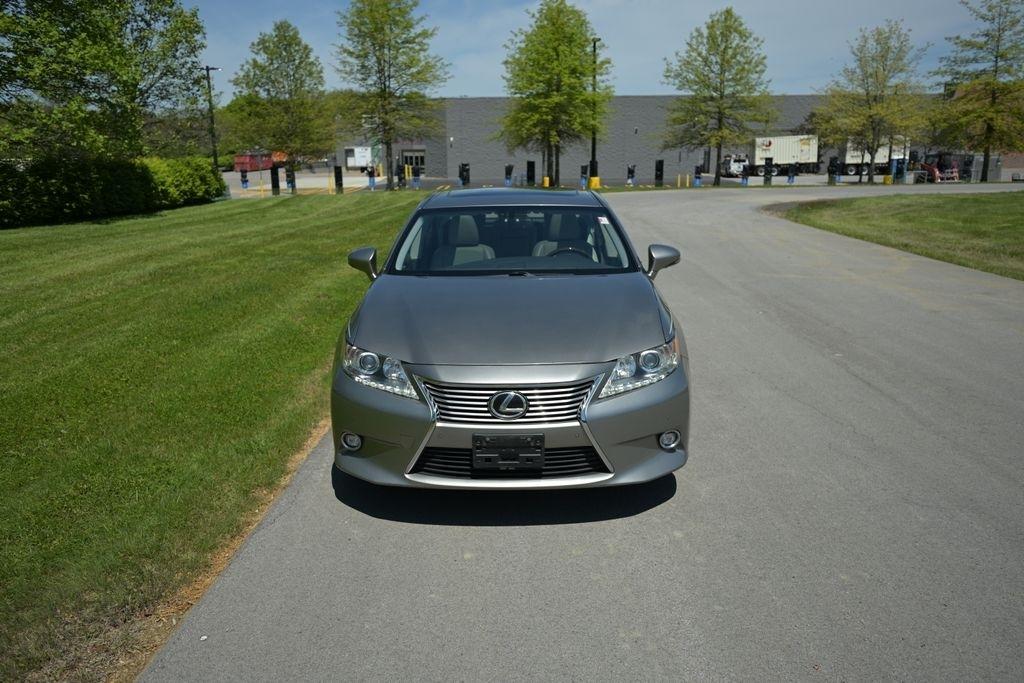 Lexus ES 350 4dr Sdn 2015