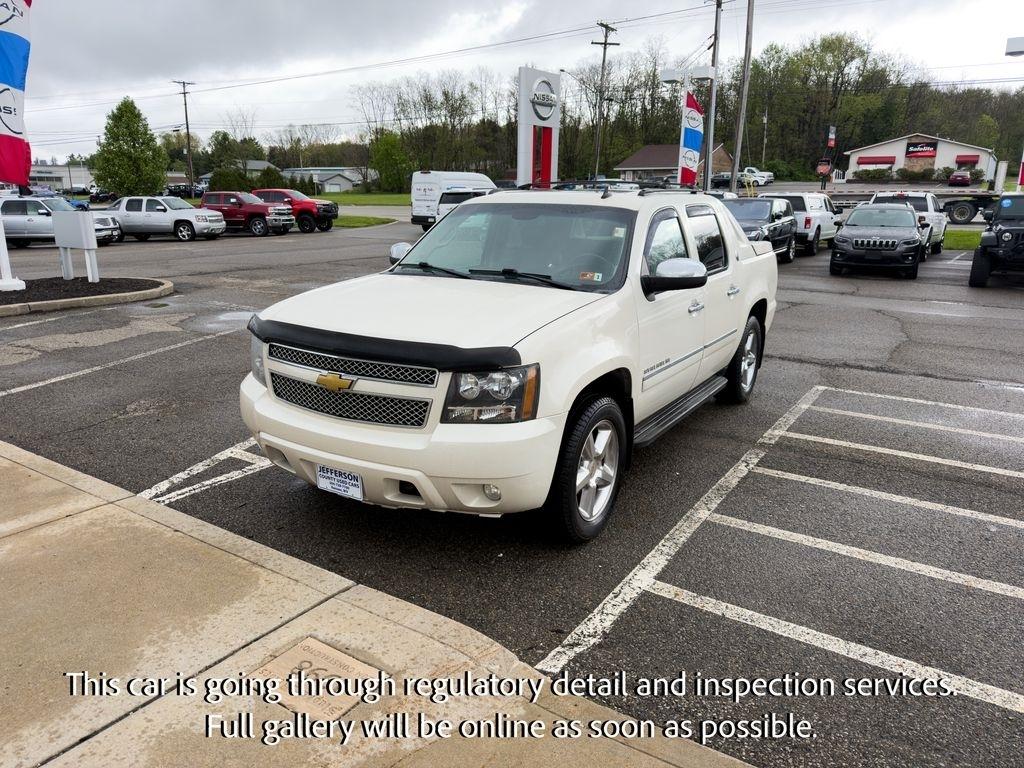 2013 Chevrolet Avalanche 4WD Avalanche LTZ's photo