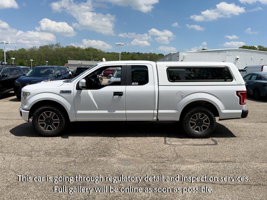 Ford F-150 2WD SuperCab 145" Lariat 2015