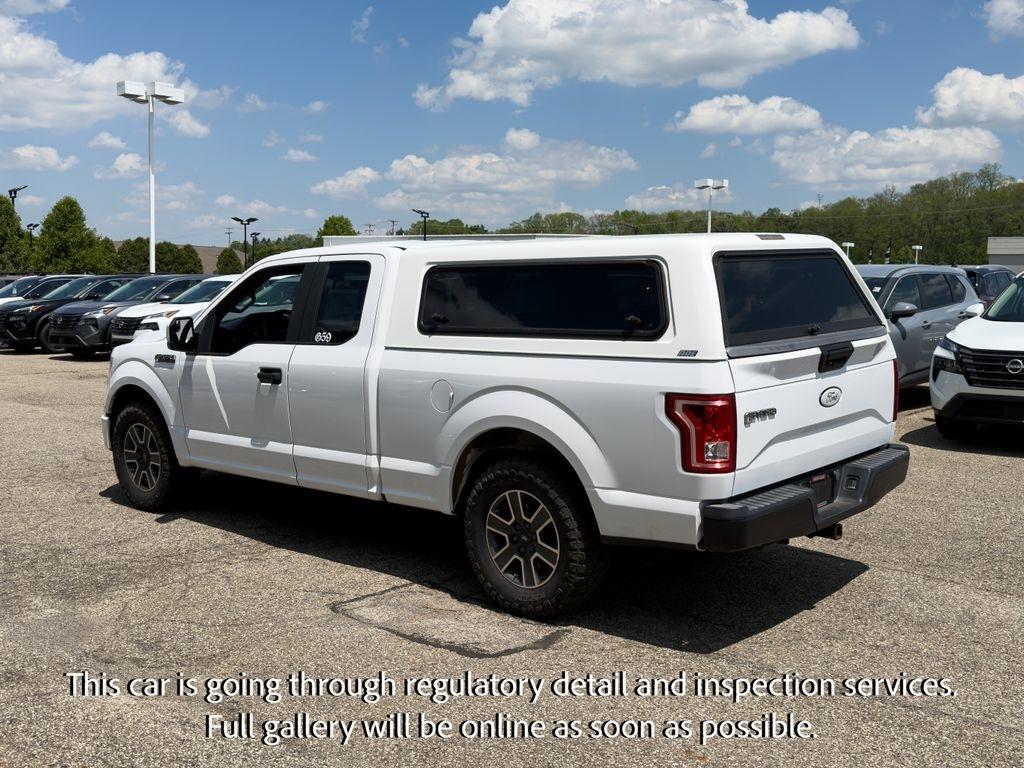 Ford F-150 2WD SuperCab 145" Lariat 2015