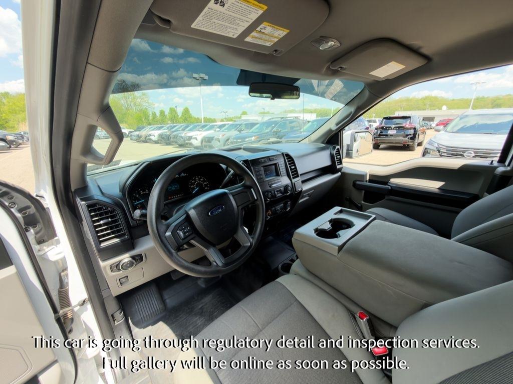 Ford F-150 2WD SuperCab 145" Lariat 2015