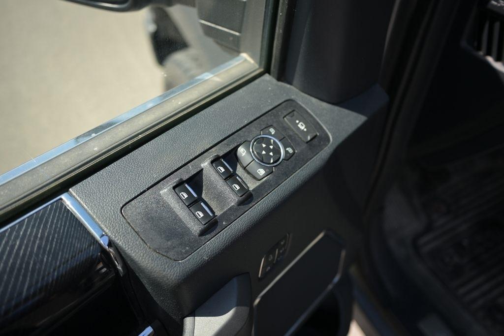 Ford Super Duty F-350 SRW King Ranch 4WD Crew Cab 8' Box 2022