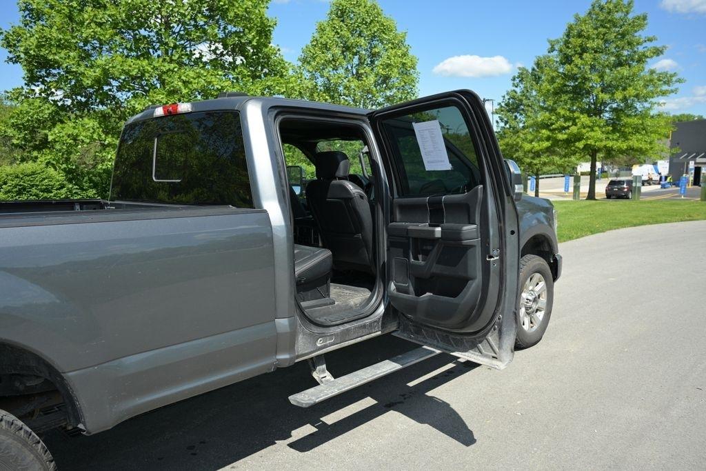 Ford Super Duty F-350 SRW King Ranch 4WD Crew Cab 8' Box 2022