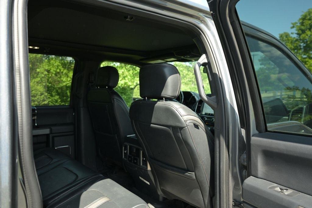 Ford Super Duty F-350 SRW King Ranch 4WD Crew Cab 8' Box 2022