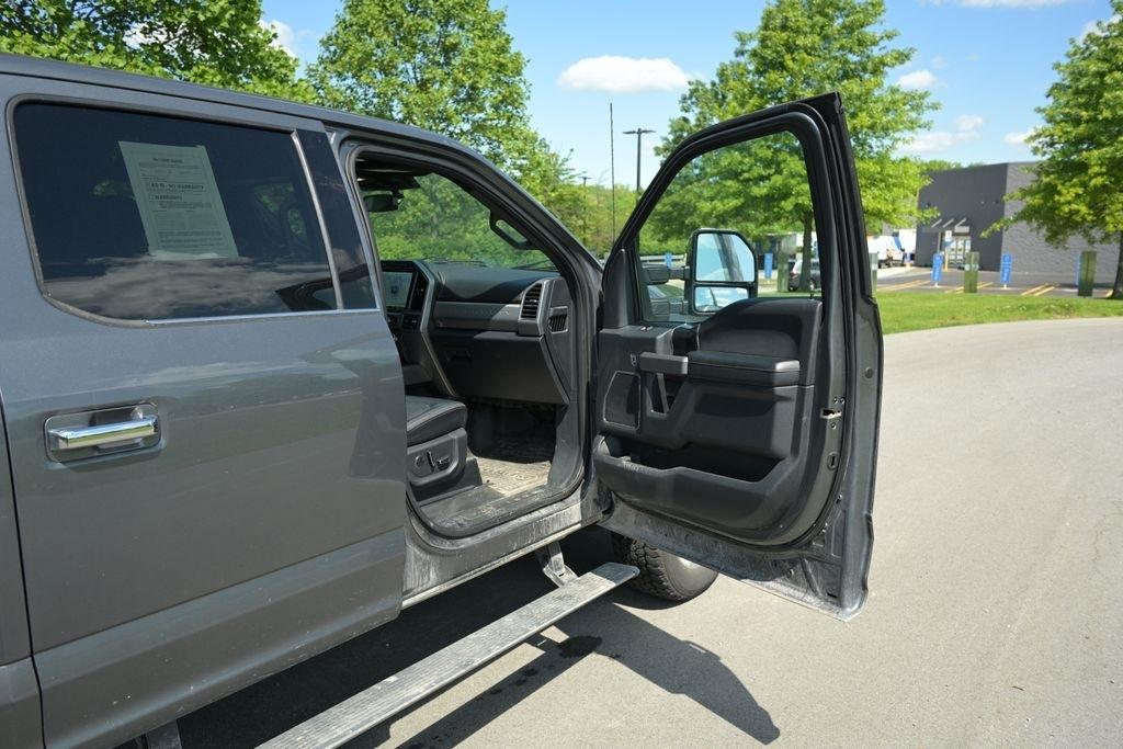 Ford Super Duty F-350 SRW King Ranch 4WD Crew Cab 8' Box 2022