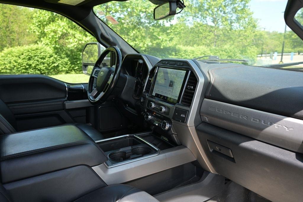 Ford Super Duty F-350 SRW King Ranch 4WD Crew Cab 8' Box 2022