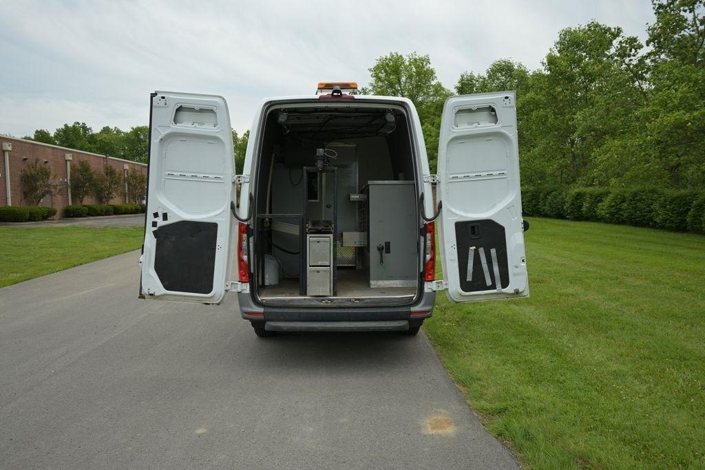Mercedes-Benz Sprinter Cargo Van 2500 High Roof V6 170" RWD 2021