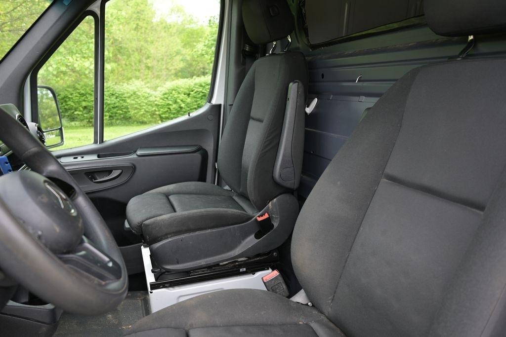 Mercedes-Benz Sprinter Cargo Van 2500 High Roof V6 170" RWD 2021
