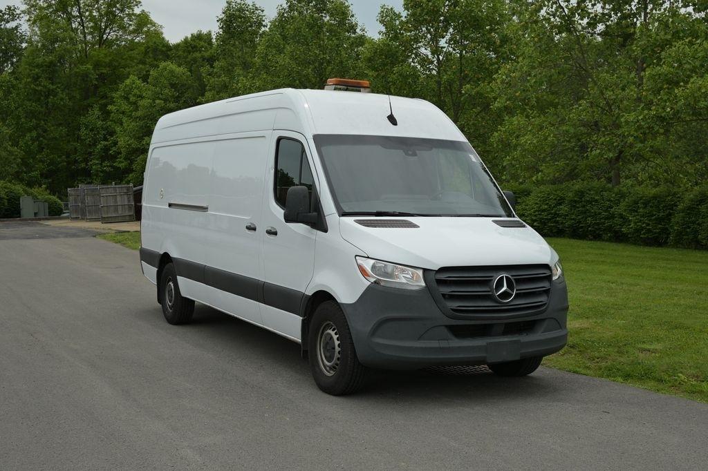 Mercedes-Benz Sprinter Cargo Van 2500 High Roof V6 170" RWD 2021