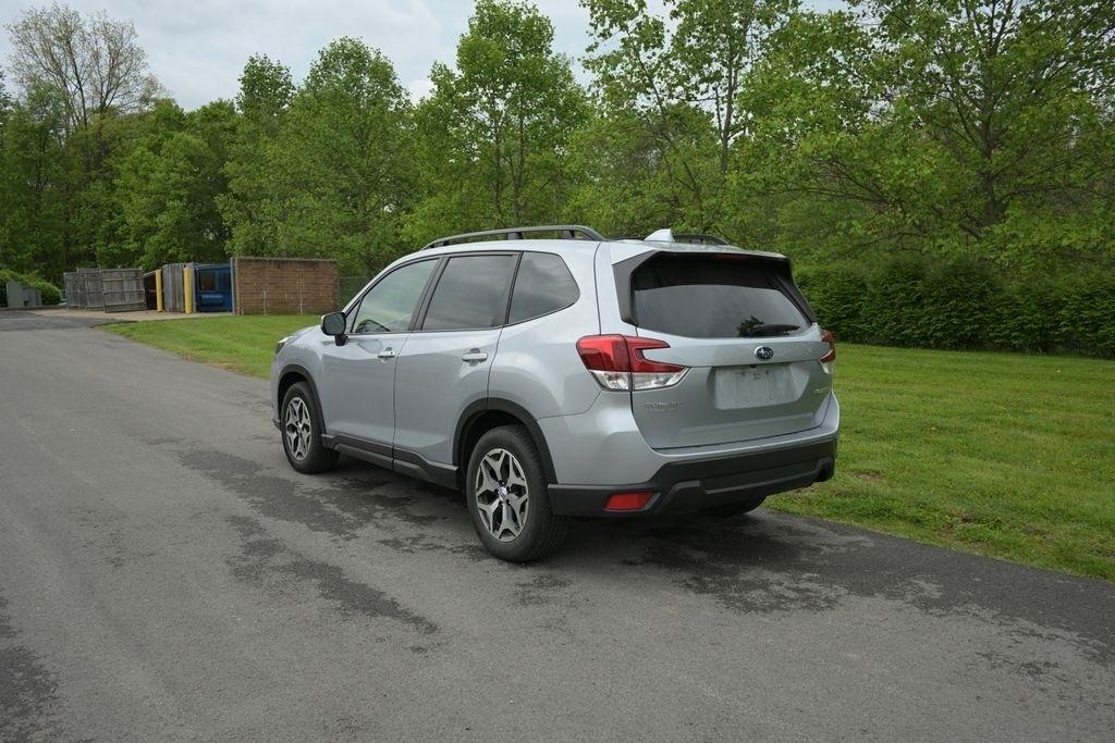 Subaru Forester Premium CVT 2022