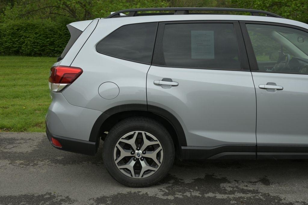 Subaru Forester Premium CVT 2022