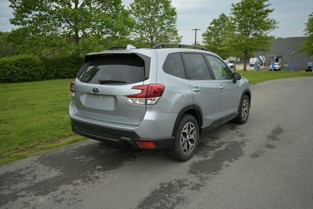 Subaru Forester Premium CVT 2022