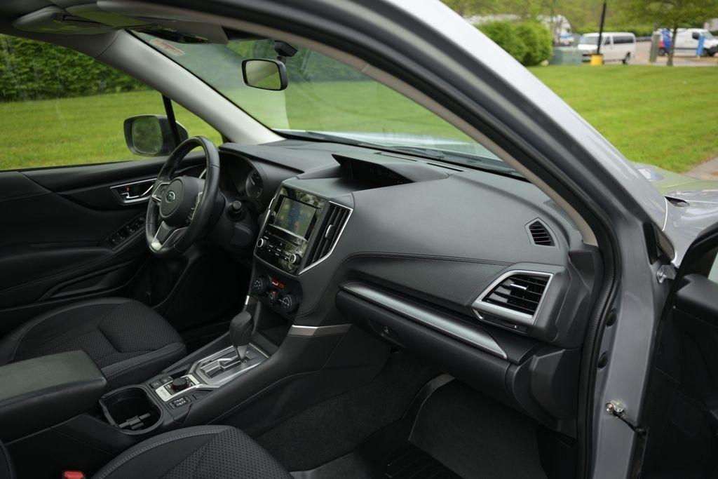 Subaru Forester Premium CVT 2022