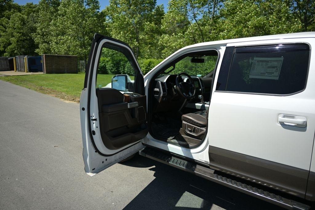 Ford F-150 King Ranch 4WD SuperCrew 5.5' Box 2017