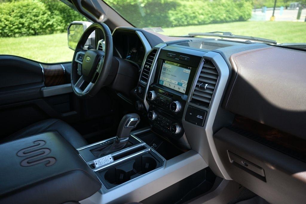 Ford F-150 King Ranch 4WD SuperCrew 5.5' Box 2017