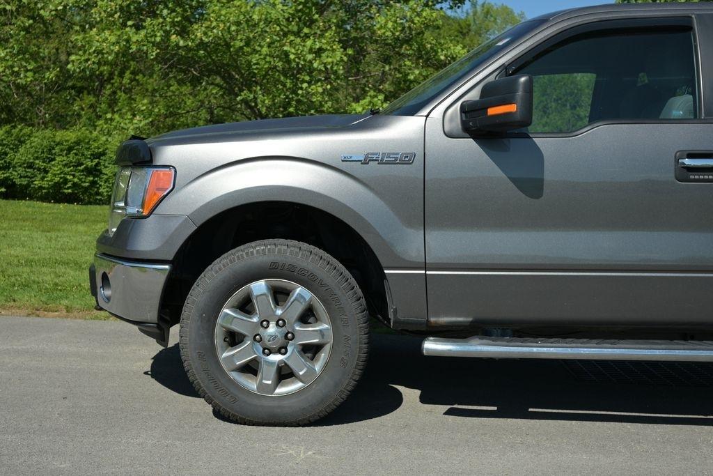 Ford F-150 4WD SuperCab 145" Lariat 2013