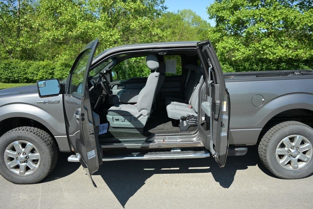 Ford F-150 4WD SuperCab 145" Lariat 2013