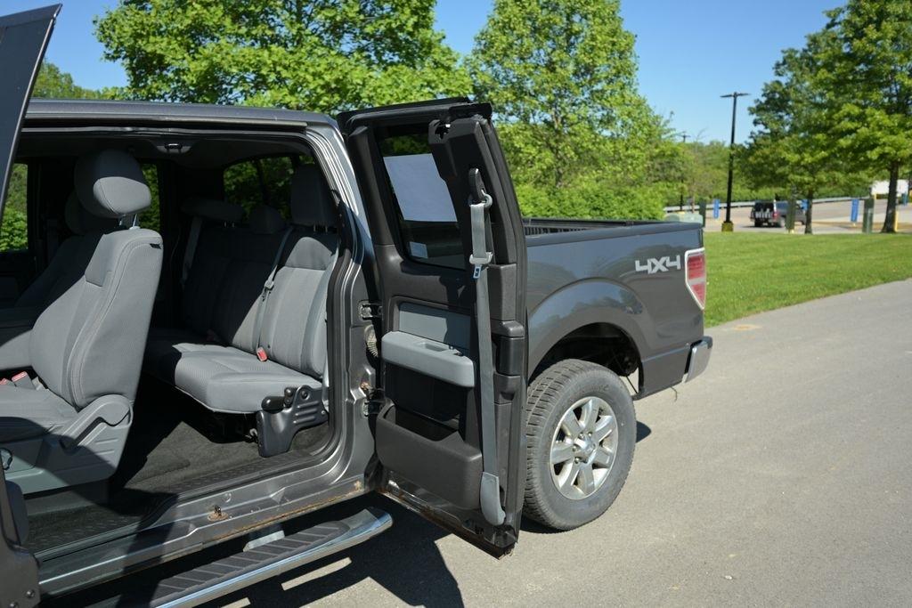 Ford F-150 4WD SuperCab 145" Lariat 2013