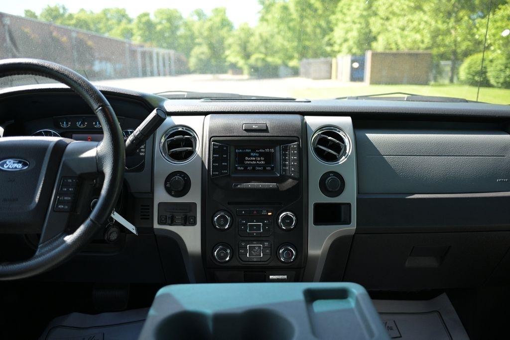 Ford F-150 4WD SuperCab 145" Lariat 2013