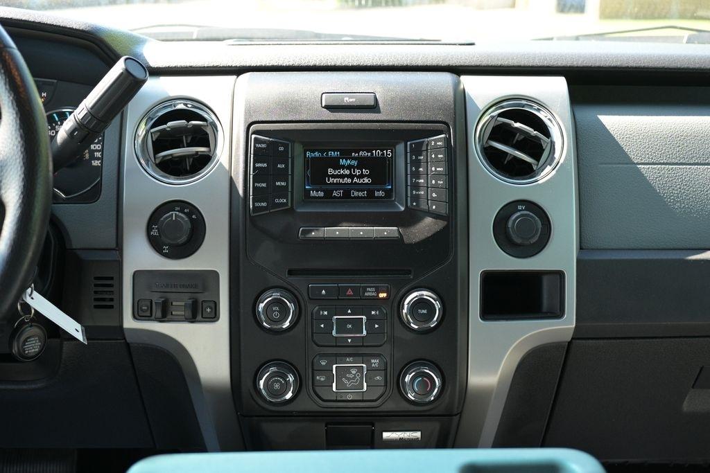 Ford F-150 4WD SuperCab 145" Lariat 2013