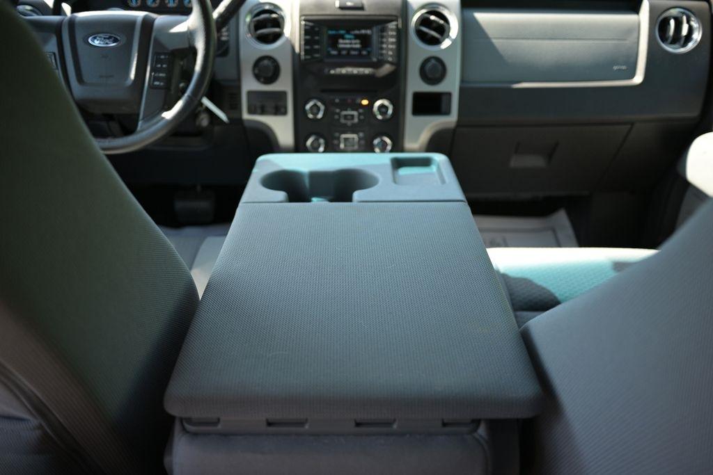 Ford F-150 4WD SuperCab 145" Lariat 2013