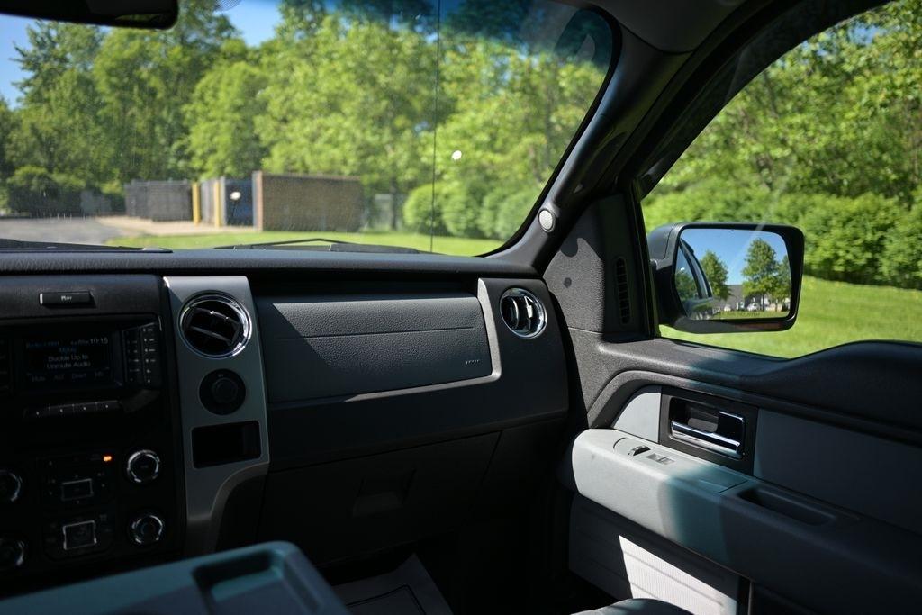 Ford F-150 4WD SuperCab 145" Lariat 2013