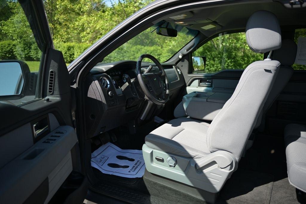 Ford F-150 4WD SuperCab 145" Lariat 2013