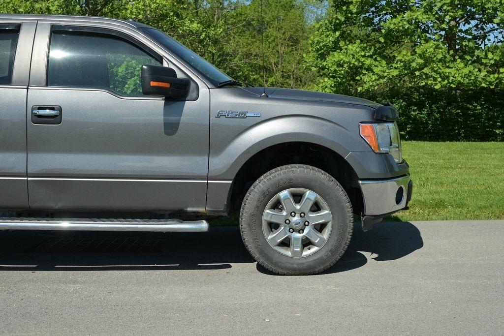 Ford F-150 4WD SuperCab 145" Lariat 2013