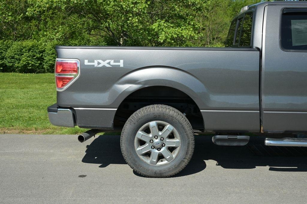 Ford F-150 4WD SuperCab 145" Lariat 2013