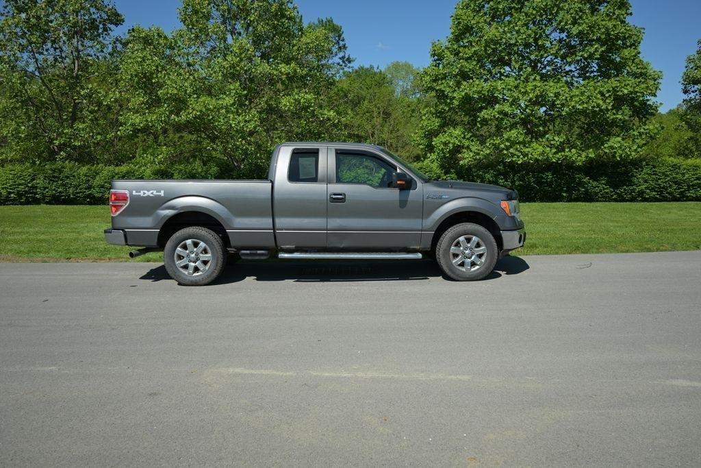 Ford F-150 4WD SuperCab 145" Lariat 2013