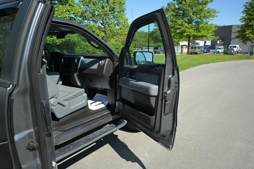 Ford F-150 4WD SuperCab 145" Lariat 2013