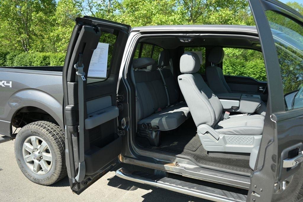 Ford F-150 4WD SuperCab 145" Lariat 2013