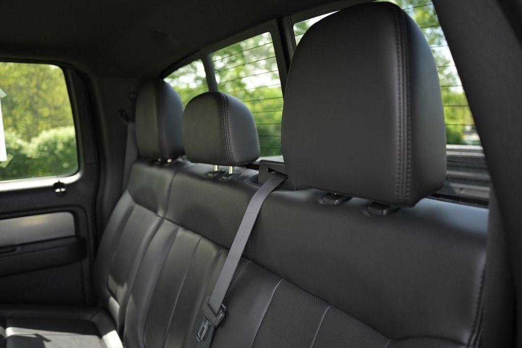 Ford F-150 4WD SuperCrew 145" SVT Raptor 2011