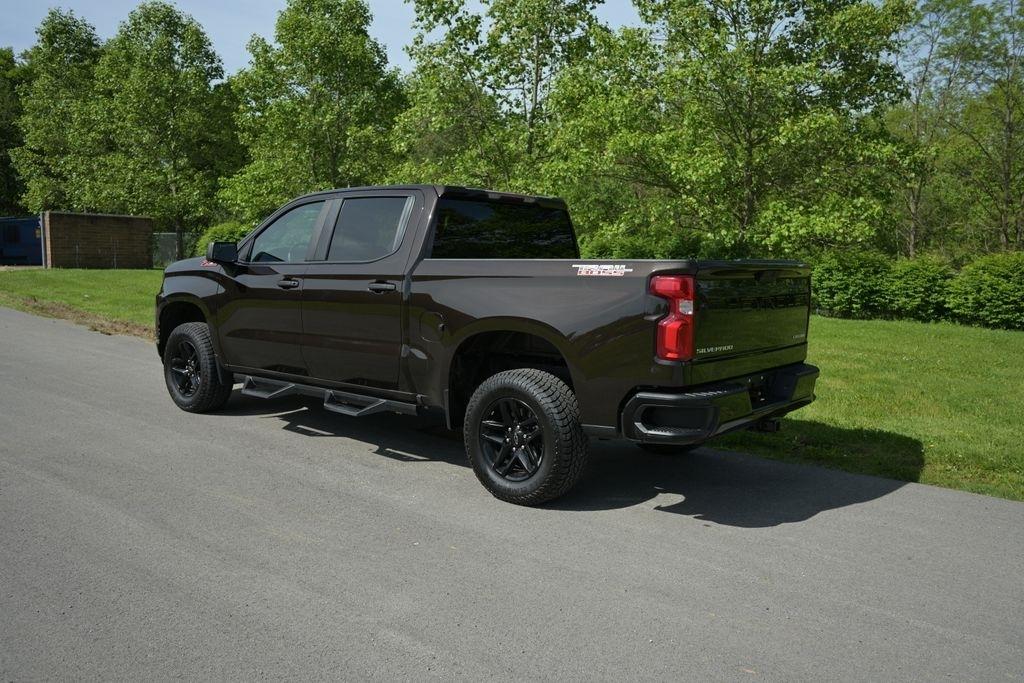 Chevrolet Silverado 1500 4WD Crew Cab 147" Custom Trail Boss 2019