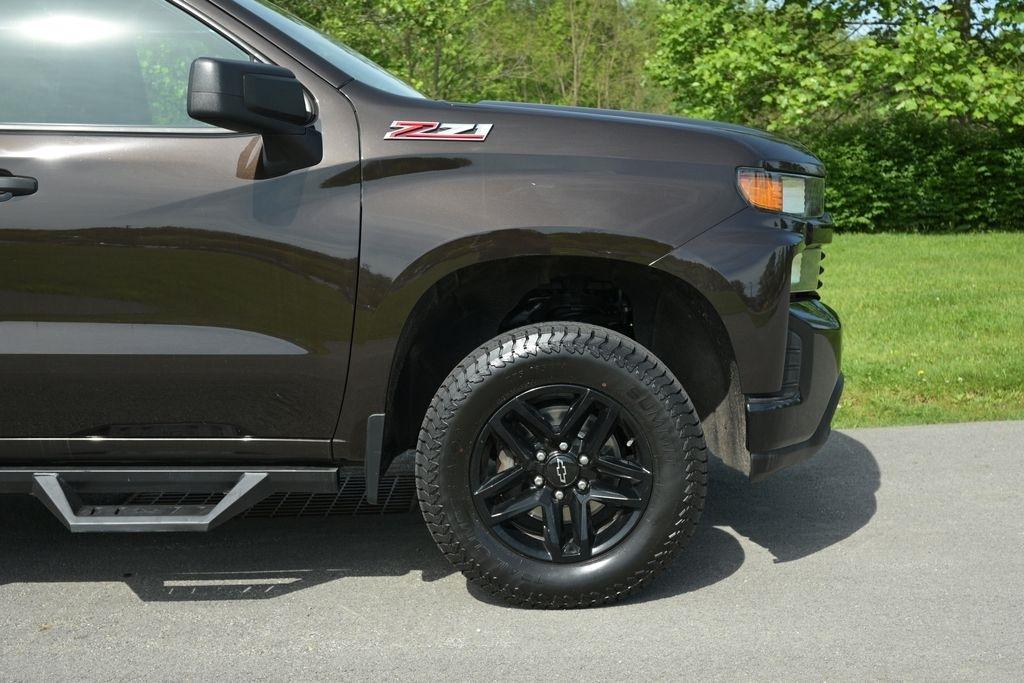 Chevrolet Silverado 1500 4WD Crew Cab 147" Custom Trail Boss 2019