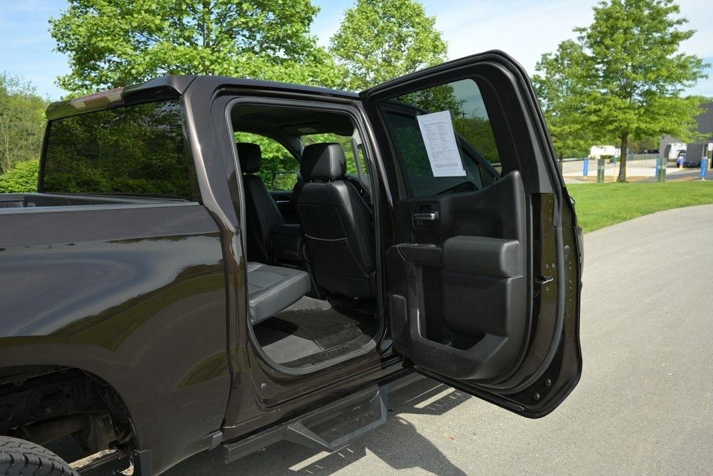 Chevrolet Silverado 1500 4WD Crew Cab 147" Custom Trail Boss 2019