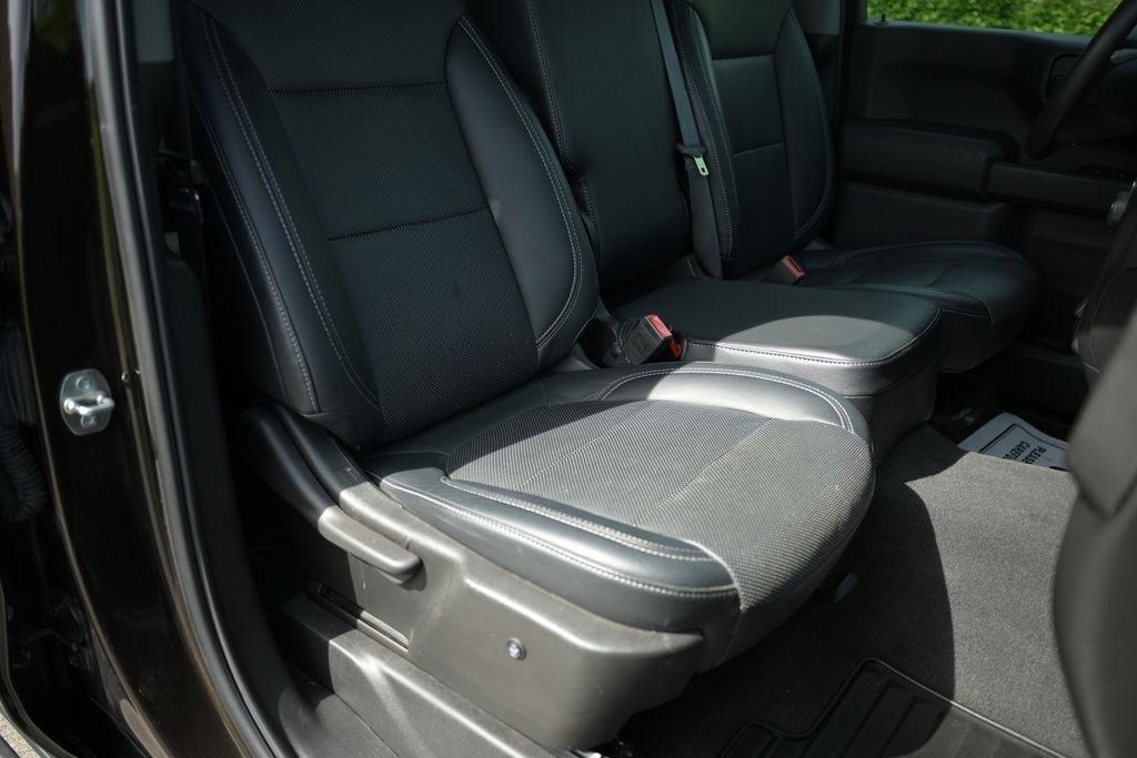 Chevrolet Silverado 1500 4WD Crew Cab 147" Custom Trail Boss 2019