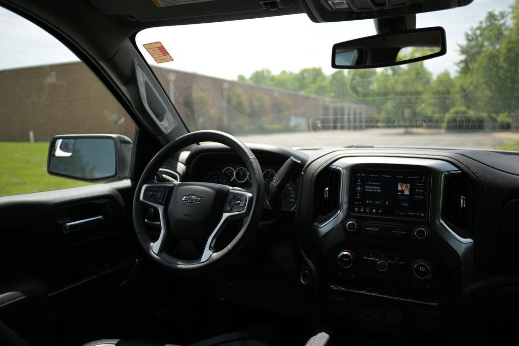 Chevrolet Silverado 1500 4WD Crew Cab 157" RST 2020