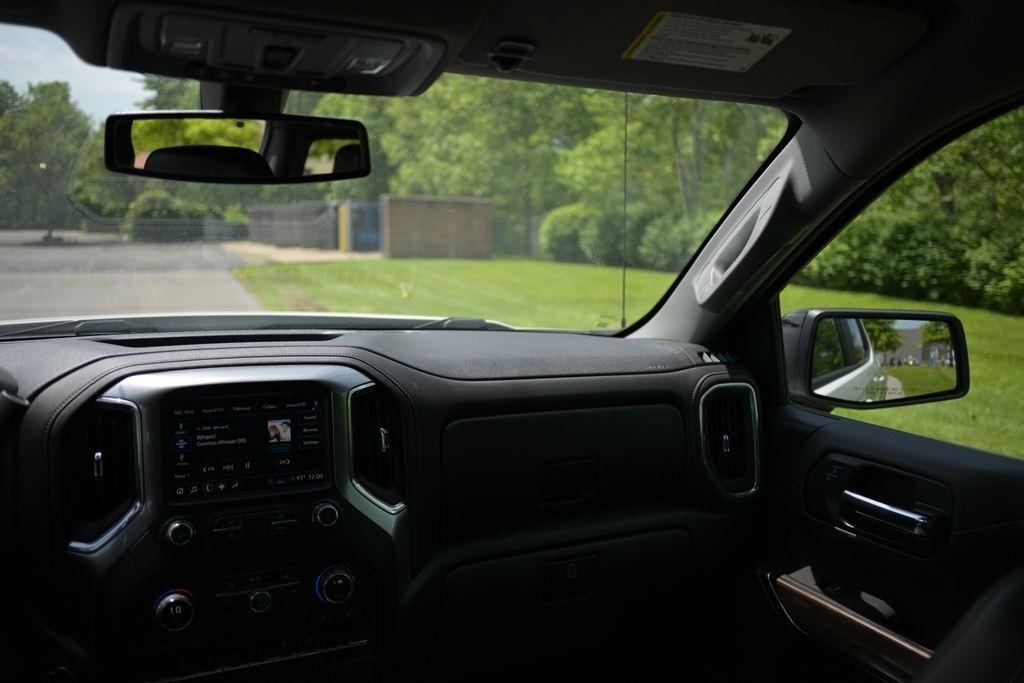 Chevrolet Silverado 1500 4WD Crew Cab 157" RST 2020