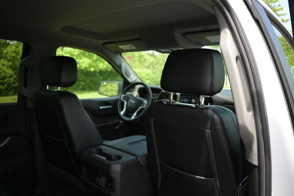 Chevrolet Silverado 1500 4WD Crew Cab 157" RST 2020