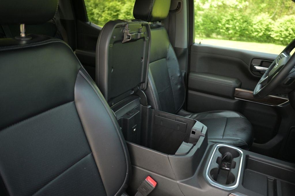 Chevrolet Silverado 1500 4WD Crew Cab 157" RST 2020