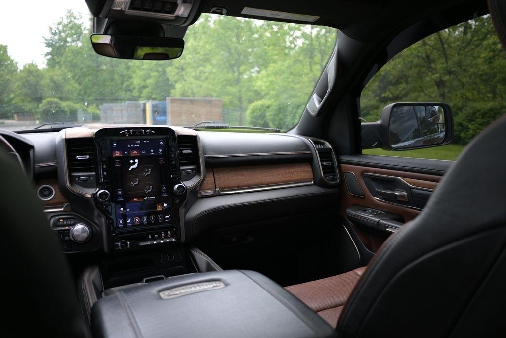RAM 1500 Longhorn 4x4 Crew Cab 5'7" Box 2020
