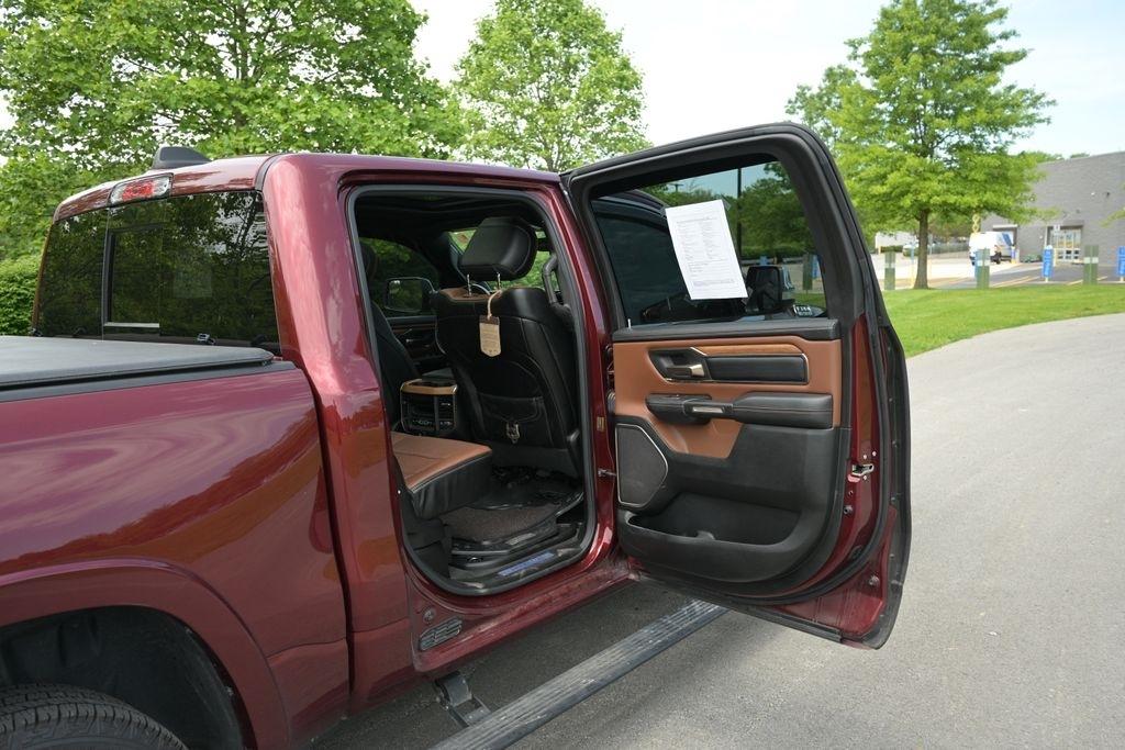 RAM 1500 Longhorn 4x4 Crew Cab 5'7" Box 2020