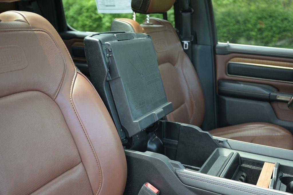 RAM 1500 Longhorn 4x4 Crew Cab 5'7" Box 2020