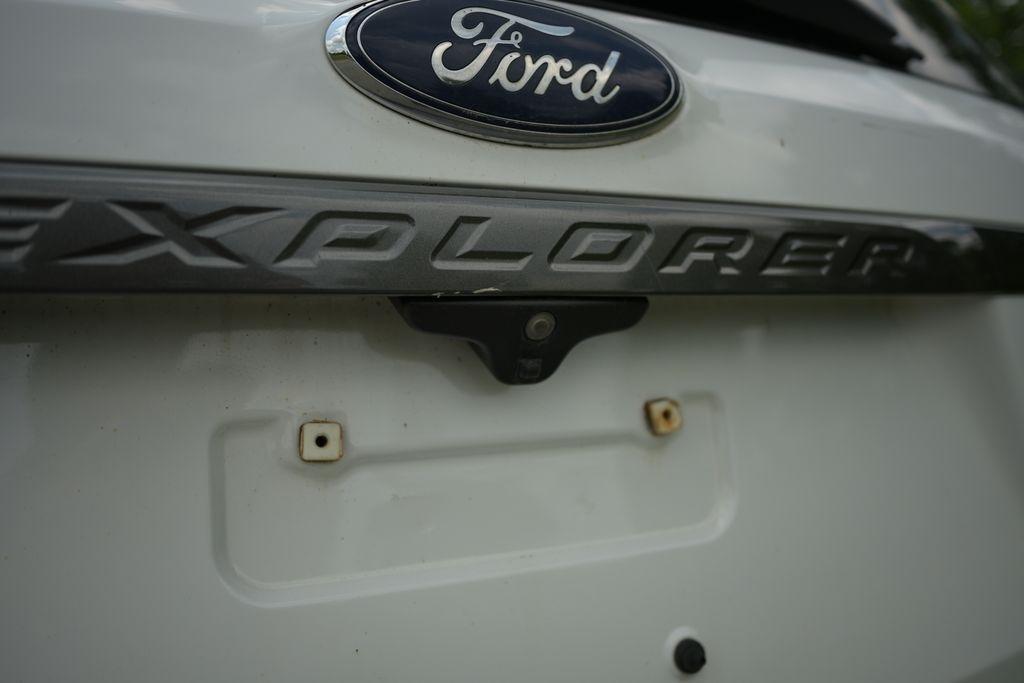 Ford Explorer XLT 4WD 2018