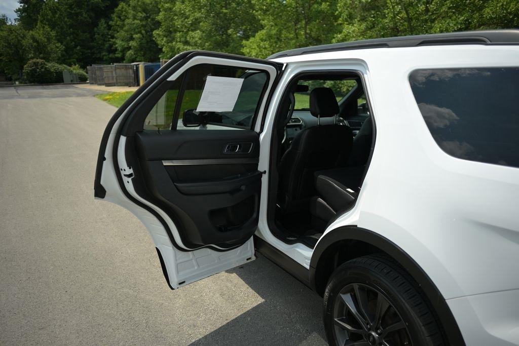 Ford Explorer XLT 4WD 2018