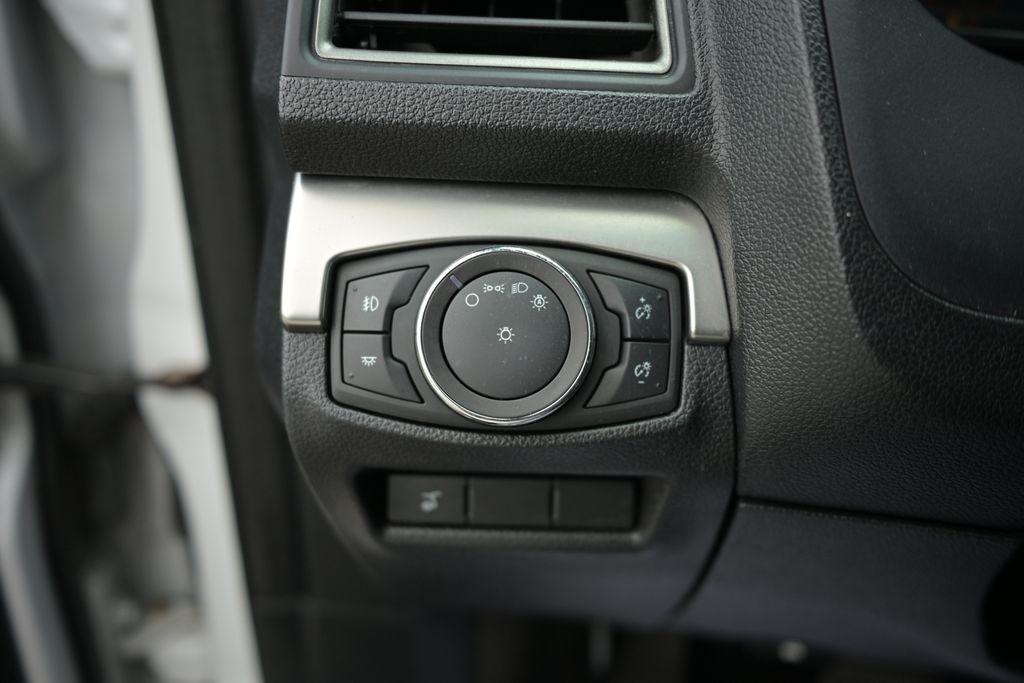 Ford Explorer XLT 4WD 2018
